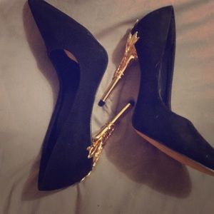 Black and gold heels